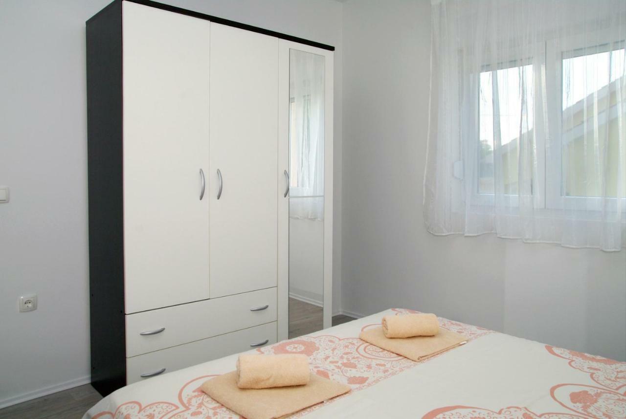 Holiday Home Luka Zadar Exterior photo