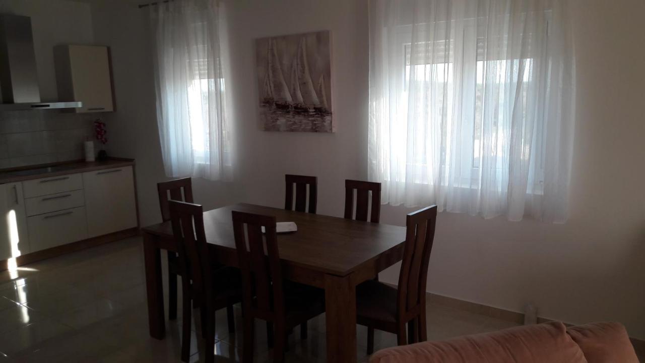 Holiday Home Luka Zadar Exterior photo