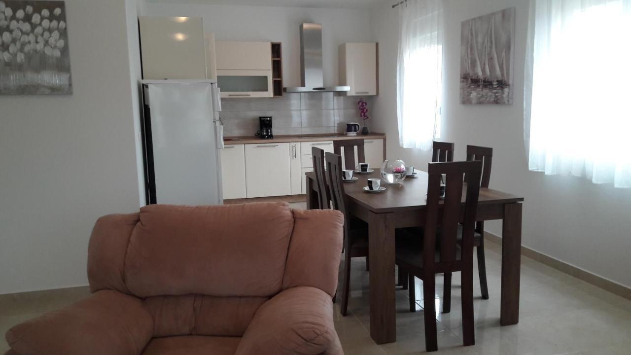 Holiday Home Luka Zadar Exterior photo